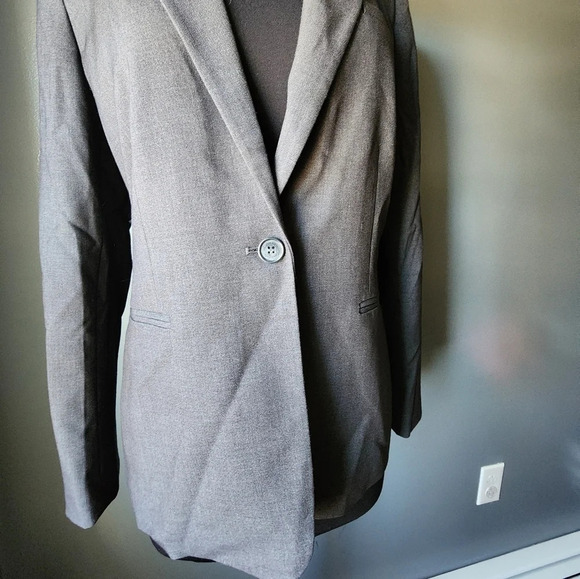 *NWT* Calvin Klein Long Modern Suiting Grey Blazer - Picture 5 of 9